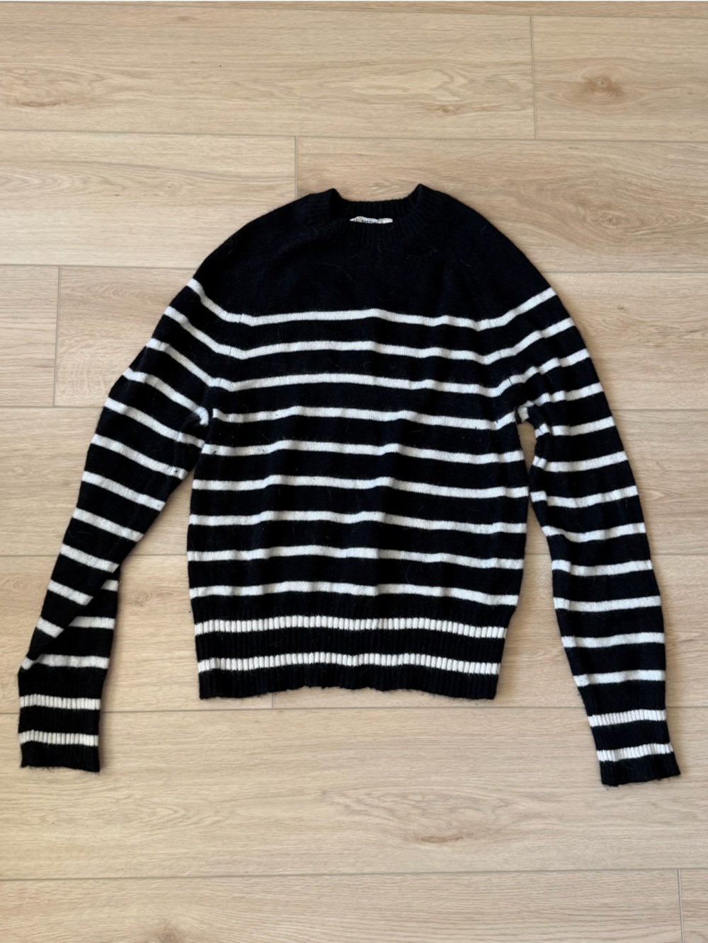 Everlane Black and White Striped Cashmere Crewneck Sweater